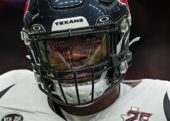 This Cowboys-Texans trade proposal would help patch up Dallas’ disastrous defense
