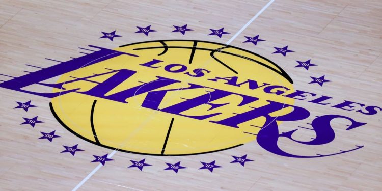 Lakers Media Member Exposes Major Downgrade in Treatment After Preseason Debut