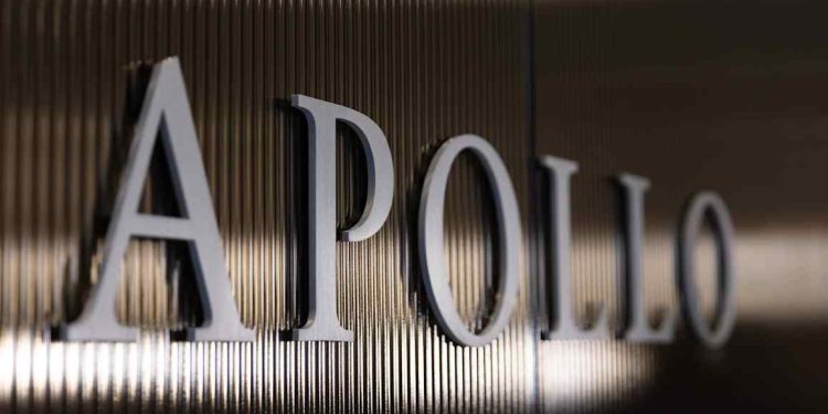 Ex-Apollo executive admits to improperly using company documents