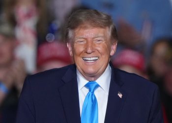 Trump boosts a New York ally in a tough race