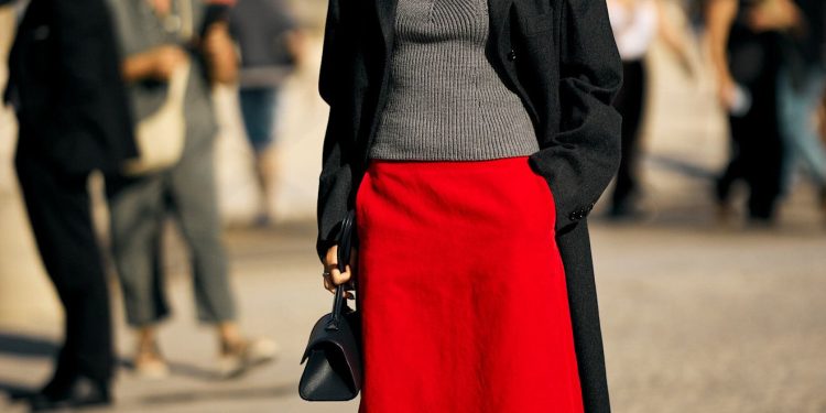 The Shoe and Skirt Combination Sweeping the Street-Style Scene This Month