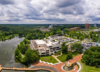 The No. 1 U.S. City for Women in 2026 Is a Baltimore Suburb. High Earnings and Low Unemployment Set It Apart