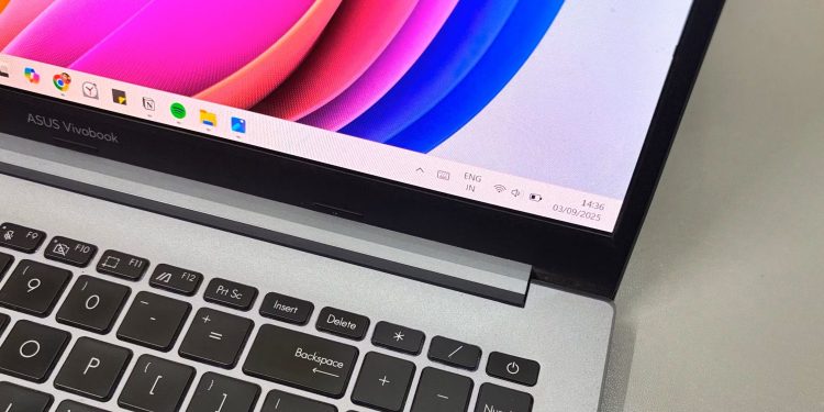 Windows 12 isn’t coming anytime soon, so I made Windows 11 feel like it