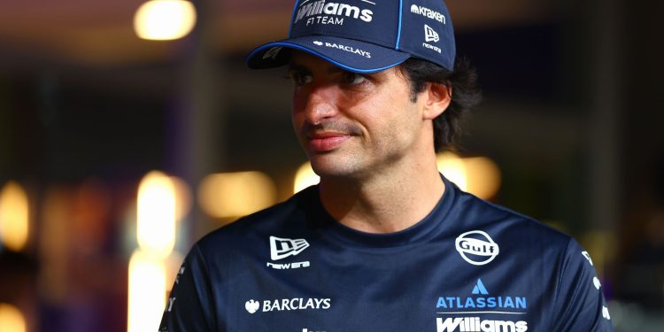 Horner voulait-il réellement recruter Sainz ? Le pilote Williams répond avec ironie
