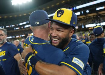 How many teams have never won a World Series? Either Rays or Brewers will make history