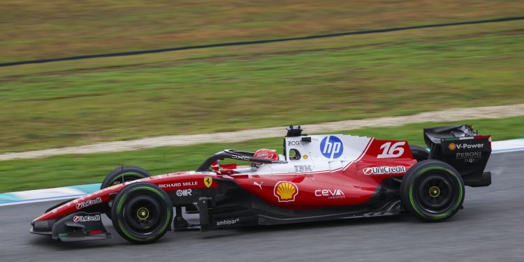 Ferrari brille en essais avant de décevoir en qualifications : Leclerc explique le problème