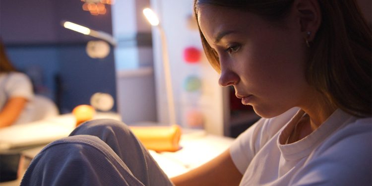 Are Suicide Attempts Contagious in Young People?