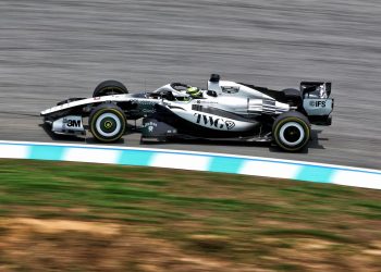 Pérez songe à sa retraite alors que Cadillac F1 peine à progresser