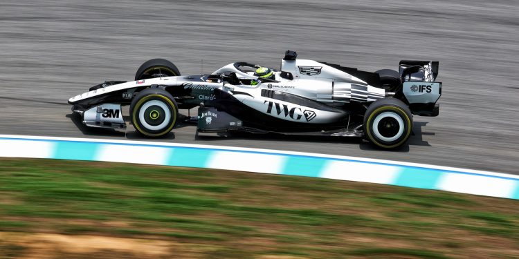 Pérez songe à sa retraite alors que Cadillac F1 peine à progresser